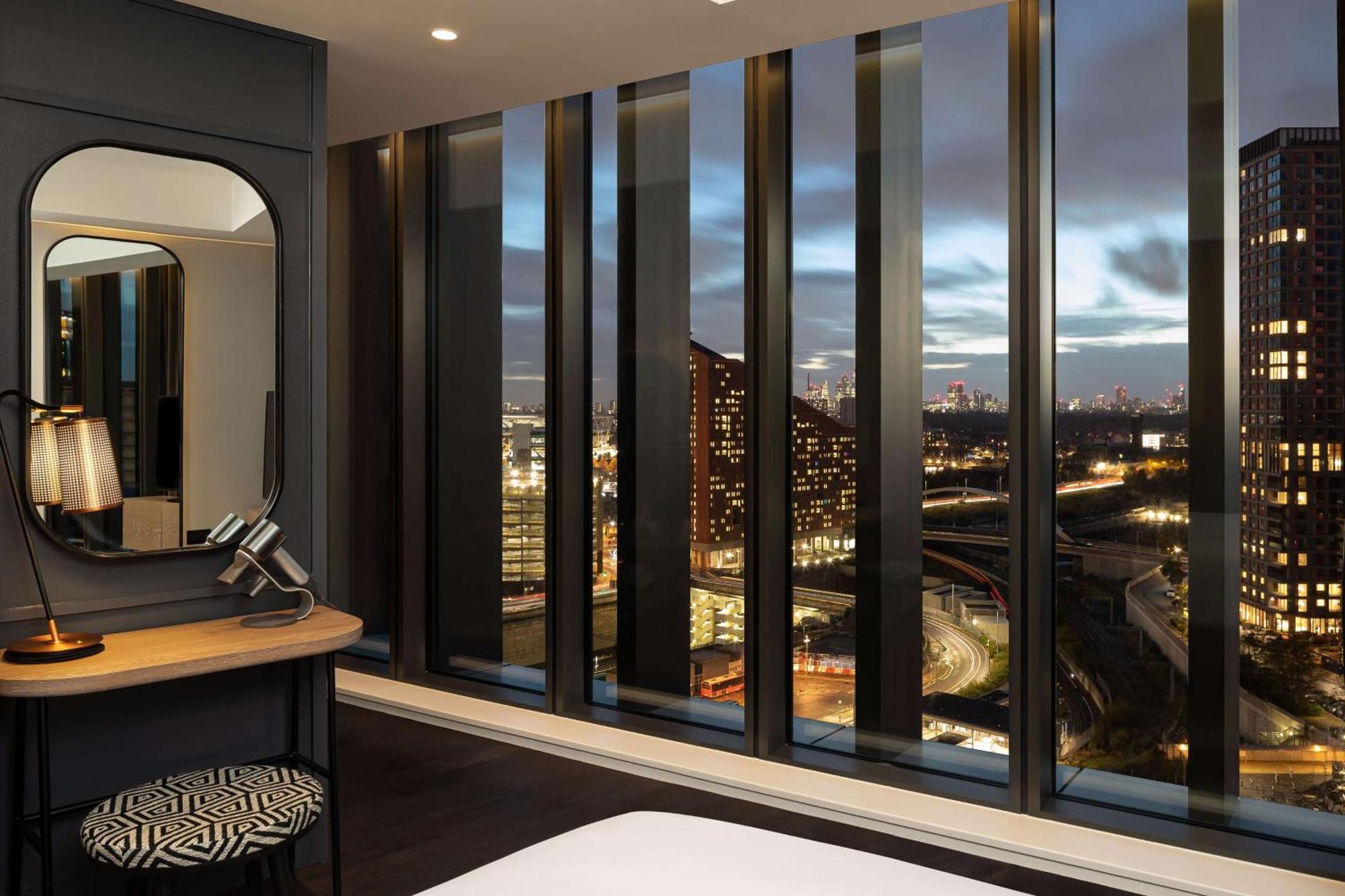 The Gantry London, Curio Collection By Hilton Hotel Exterior photo